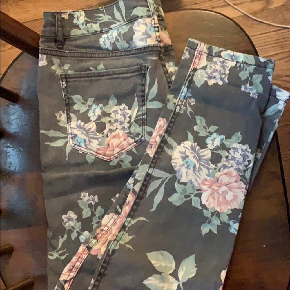 Soho New York and company ankle leggings jeans 4